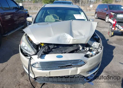 2017 Ford Focus Titanium z USA, uszkodzony, nr VIN 1FADP3N26HL316138